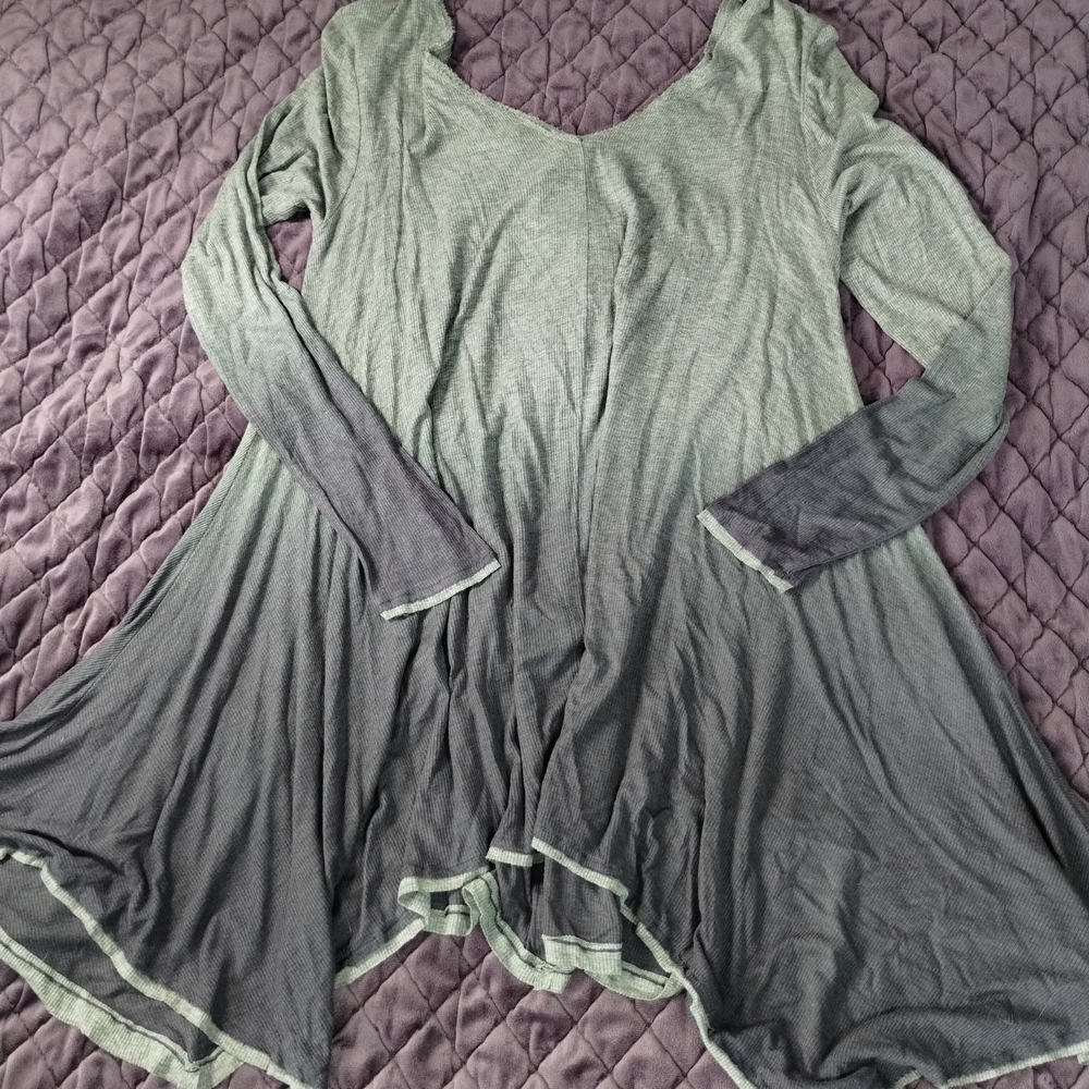 Buckle Elegant Ombre Long Sleeve Top NEW Size L